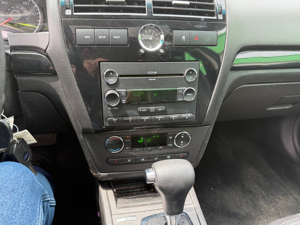 2009 Ford Fusion Image 14