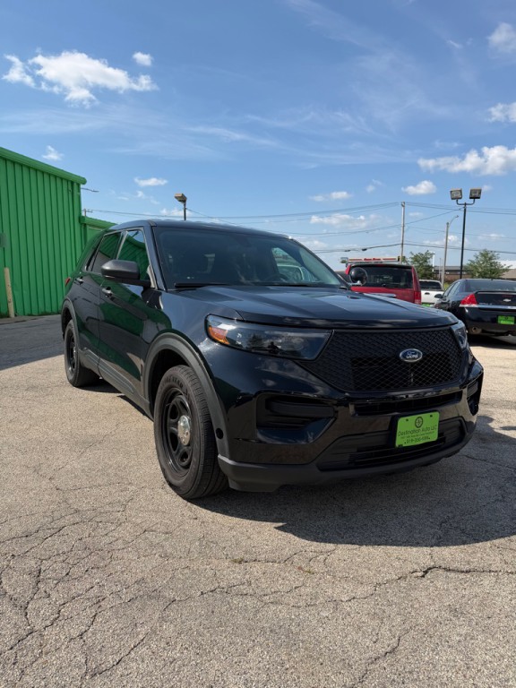 2021 Ford Explorer Image 2