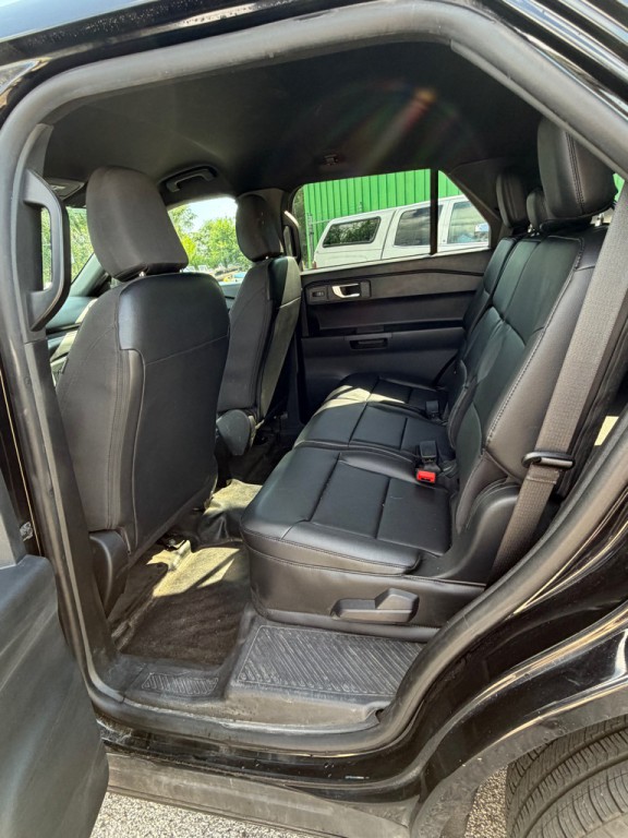 2021 Ford Explorer Image 8