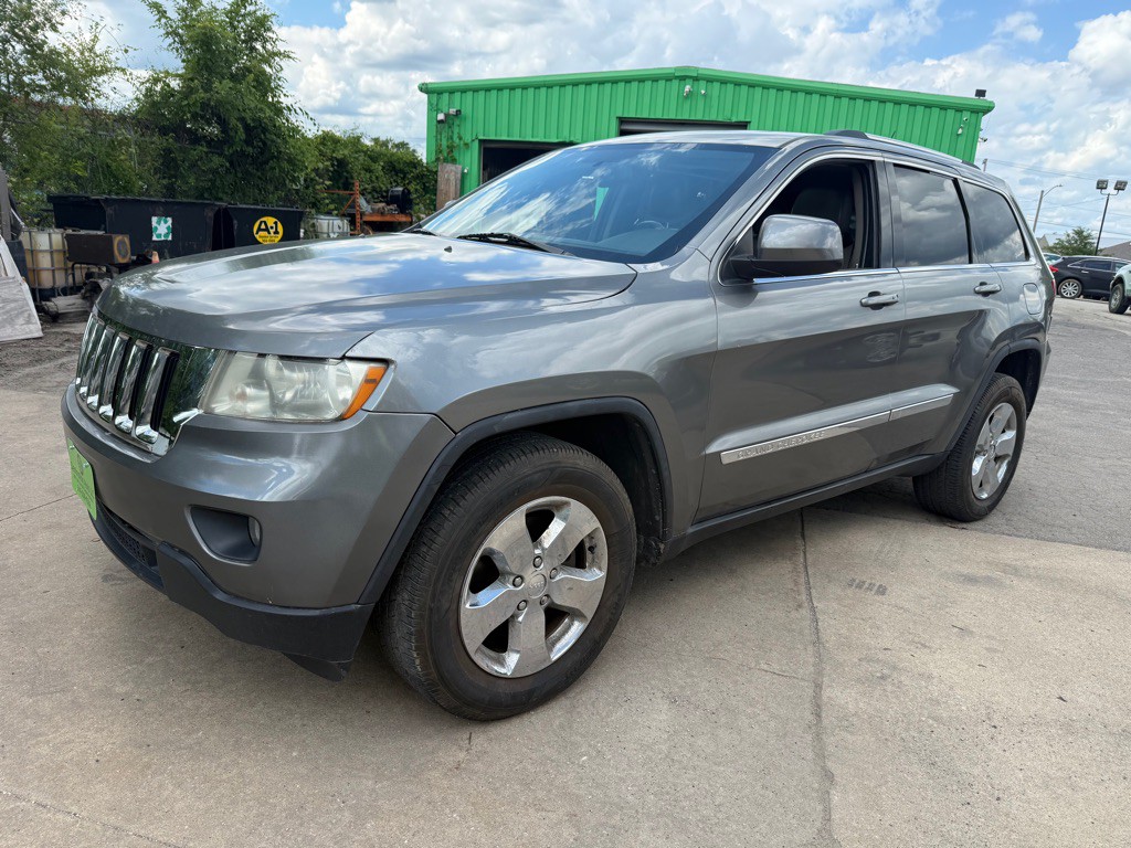 2012 Jeep Grand Cherokee Image 2