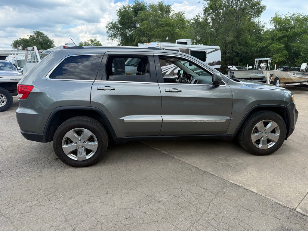 2012 Jeep Grand Cherokee Image 4