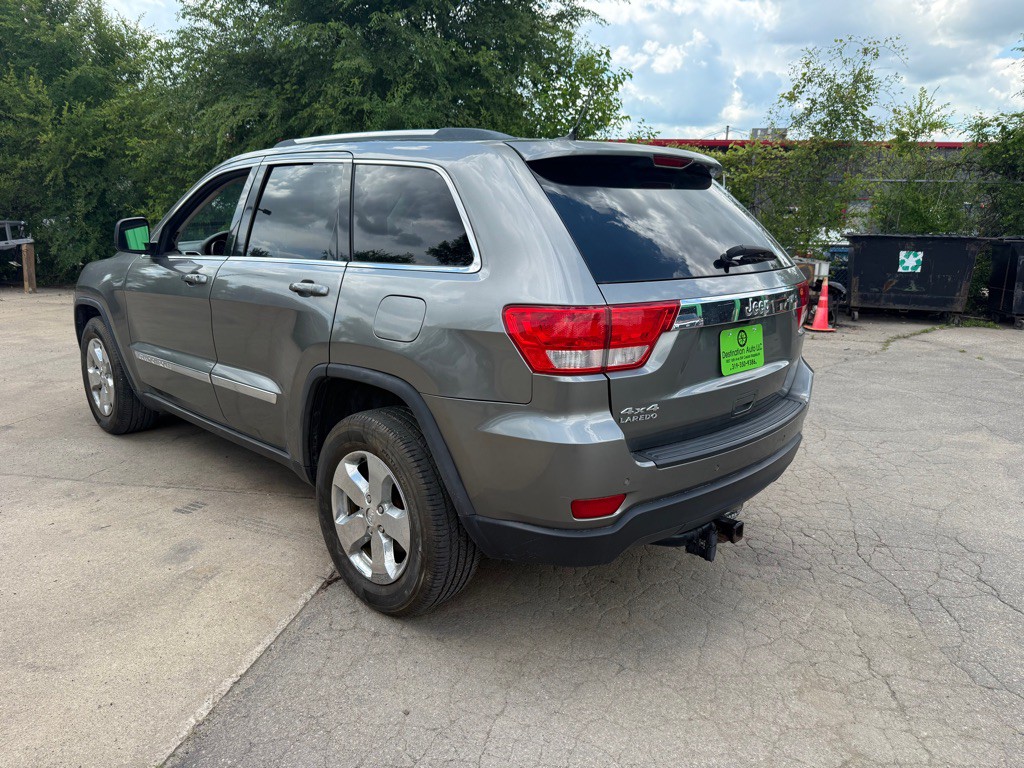 2012 Jeep Grand Cherokee Image 5