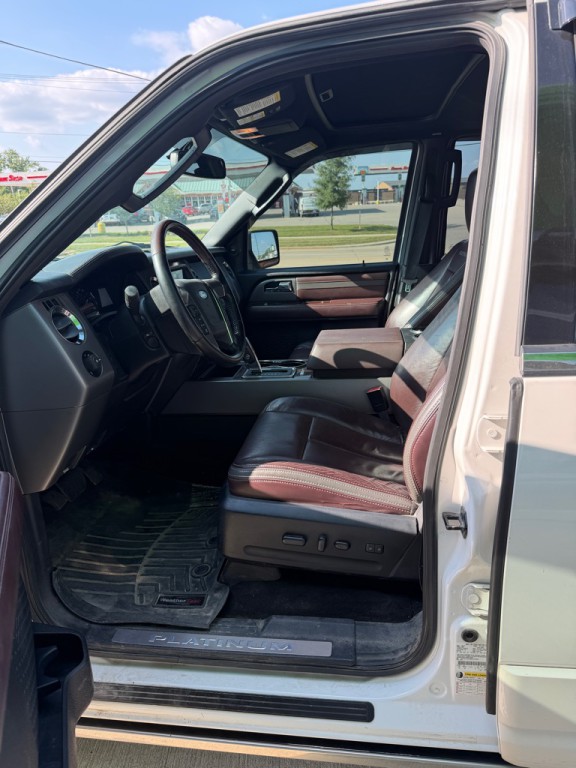2016 Ford Expedition Image 5