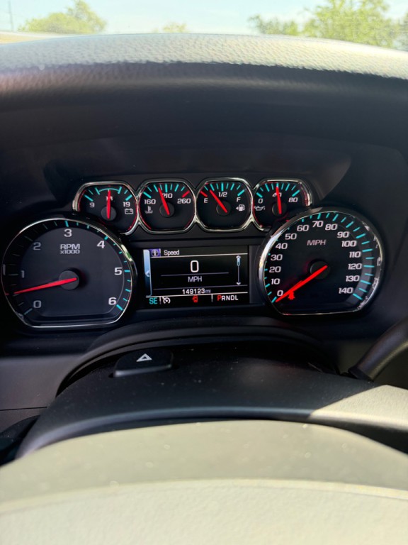 2018 Chevrolet Suburban Image 7