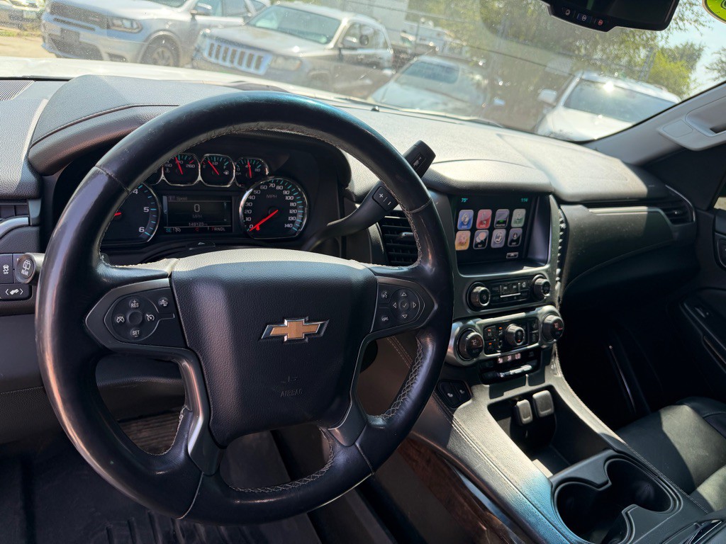 2018 Chevrolet Suburban Image 8