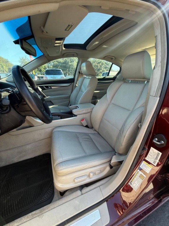 2011 Acura TL Image 10