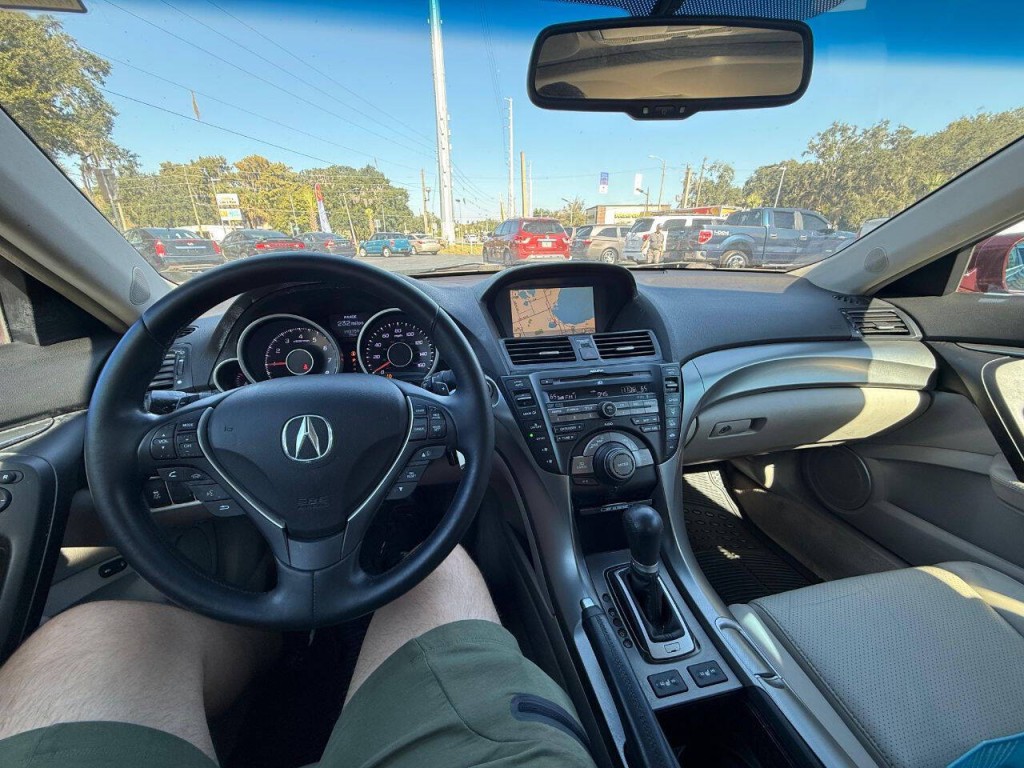 2011 Acura TL Image 13