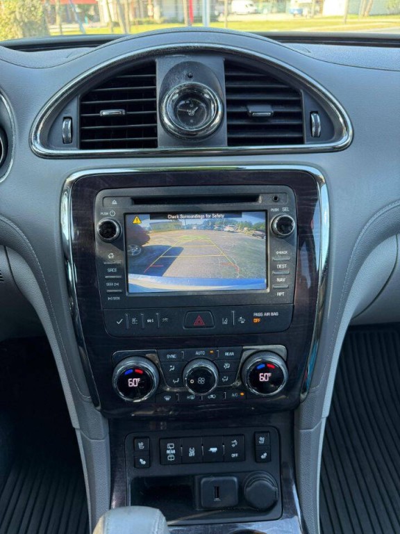 2015 Buick Enclave Image 31