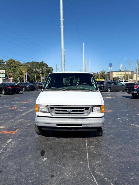 2007 Ford E-Series Image 2