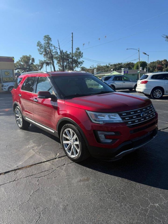 2017 Ford Explorer Image 2
