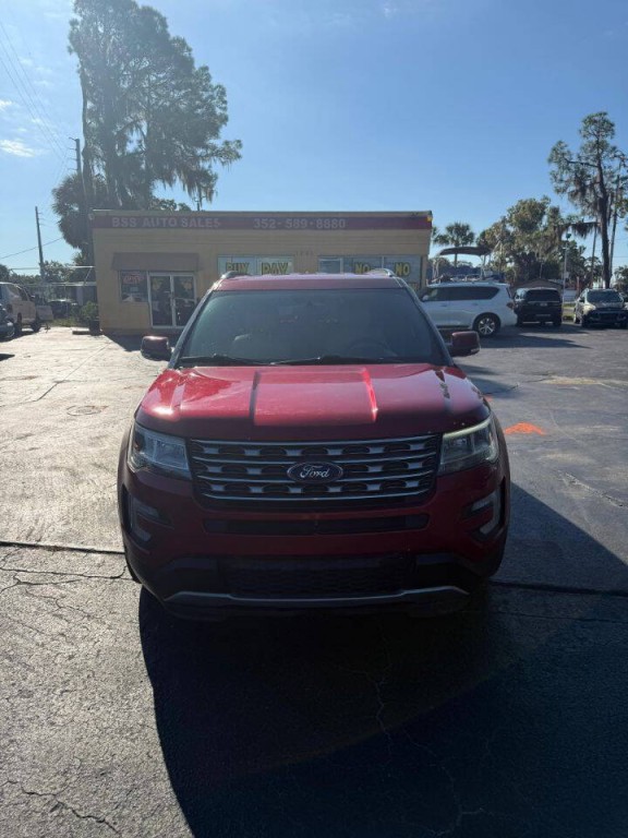 2017 Ford Explorer Image 8