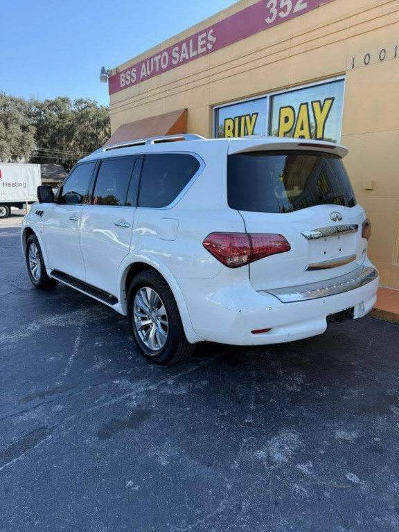 2016 INFINITI QX80 Image 4