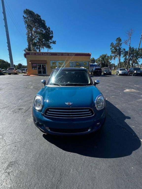 2011 MINI Countryman Image 2
