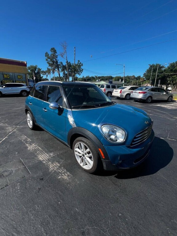 2011 MINI Countryman Image 3
