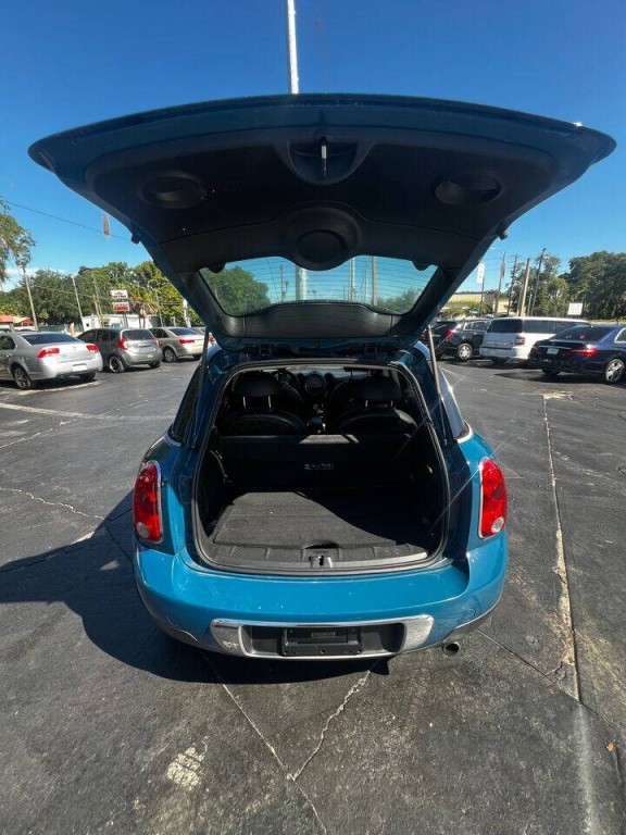2011 MINI Countryman Image 9