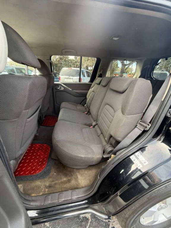 2011 Nissan Pathfinder Image 13
