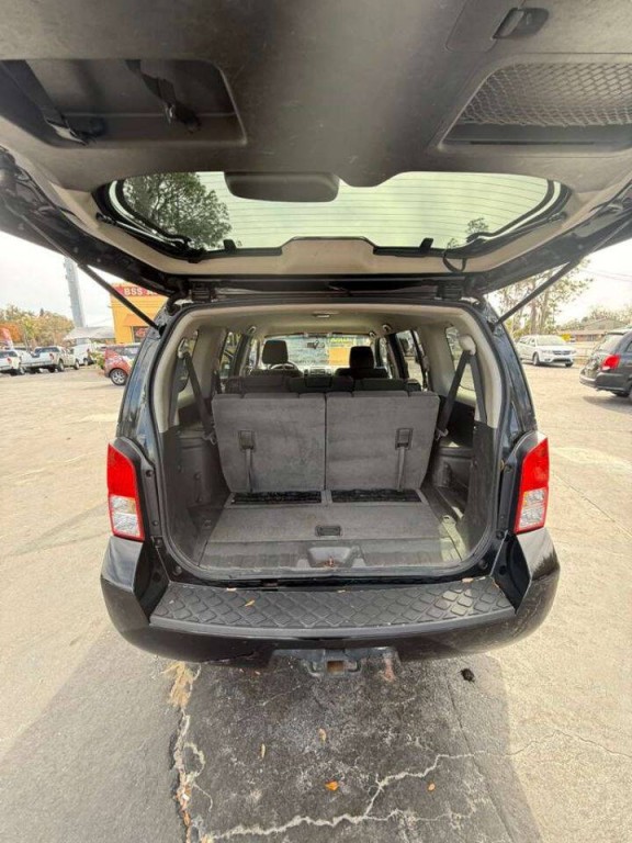 2011 Nissan Pathfinder Image 15