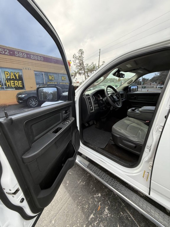 2014 RAM 1500 Image 9
