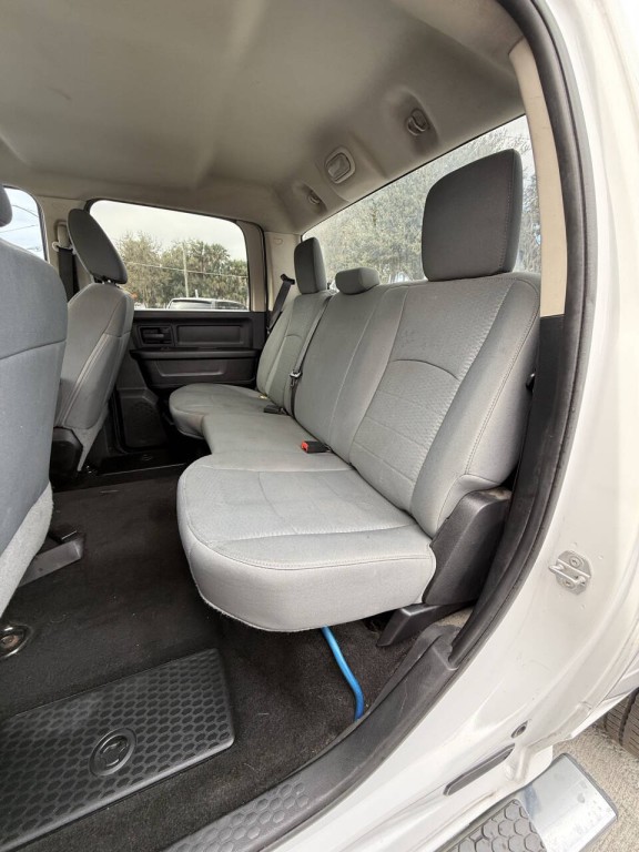 2014 RAM 1500 Image 10