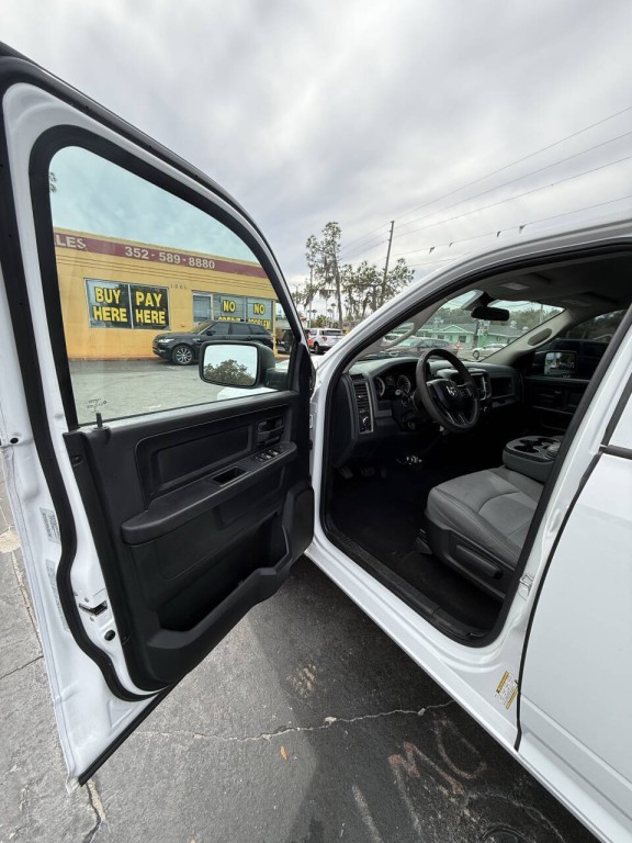 2016 RAM 1500 Image 11