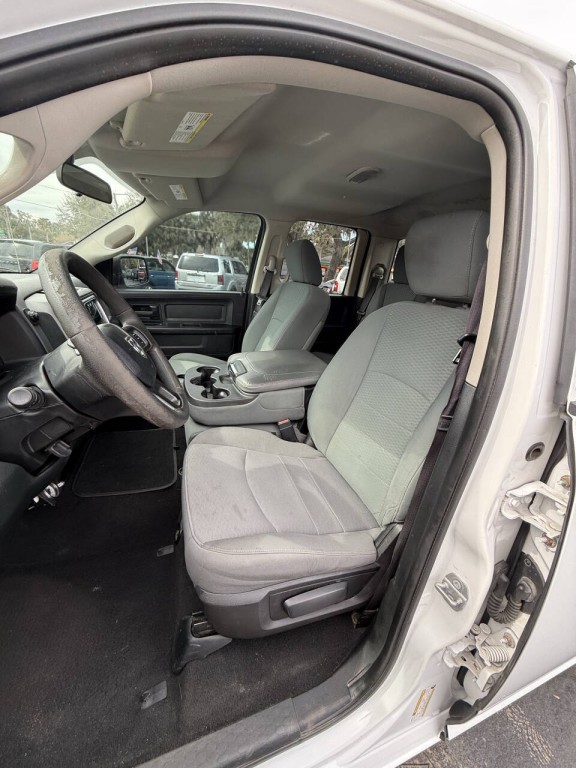 2016 RAM 1500 Image 12