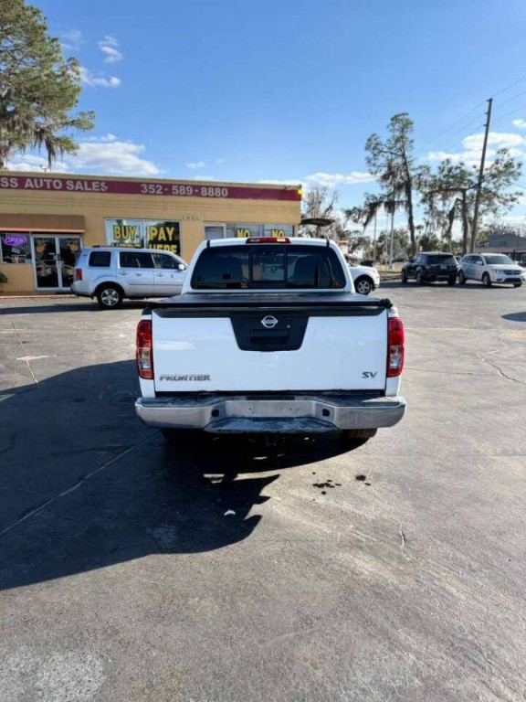 2014 Nissan Frontier Image 3
