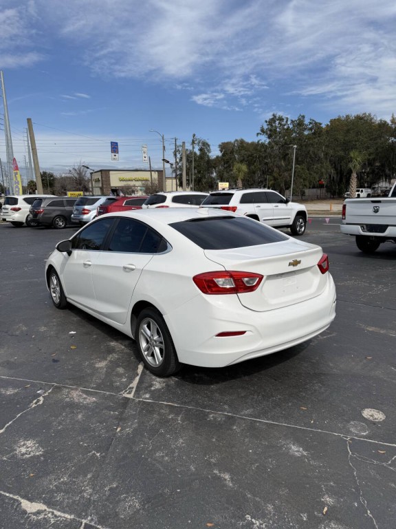 2017 Chevrolet Cruze Image 7