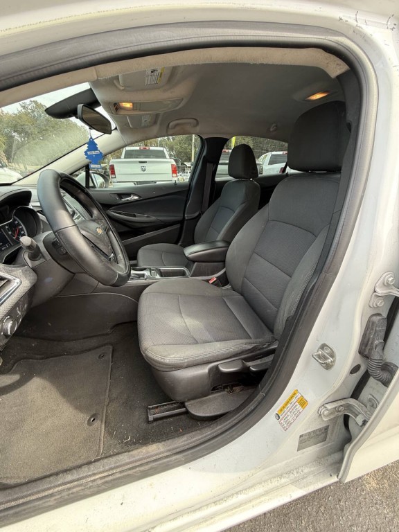 2017 Chevrolet Cruze Image 9