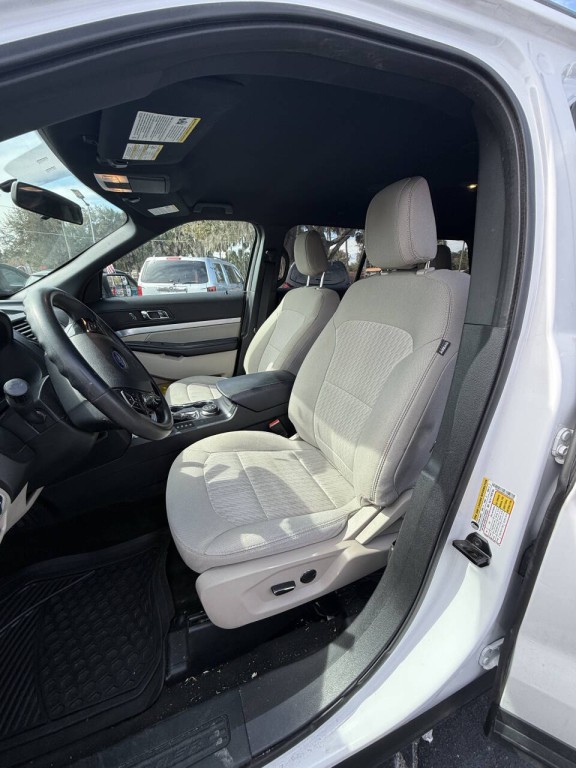 2018 Ford Explorer Image 11