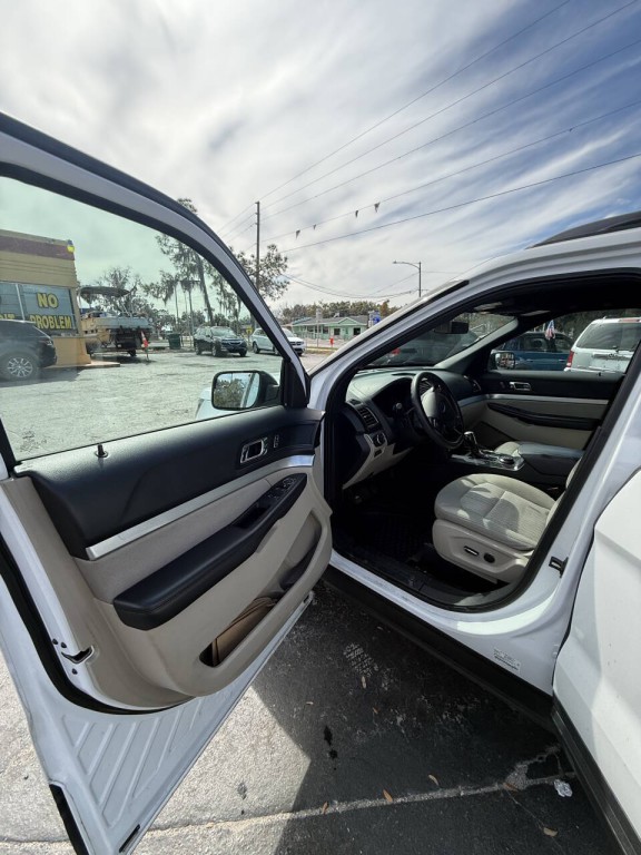 2018 Ford Explorer Image 12
