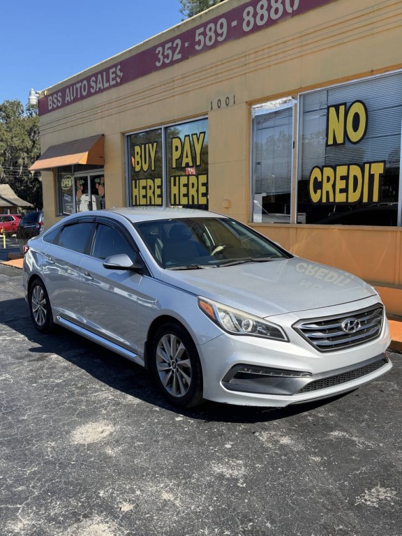 2015 Hyundai Sonata Image 1
