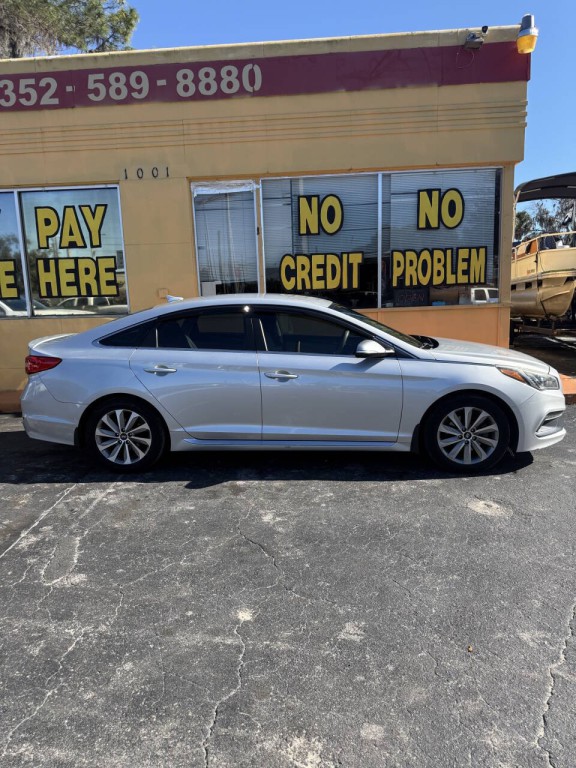2015 Hyundai Sonata Image 4