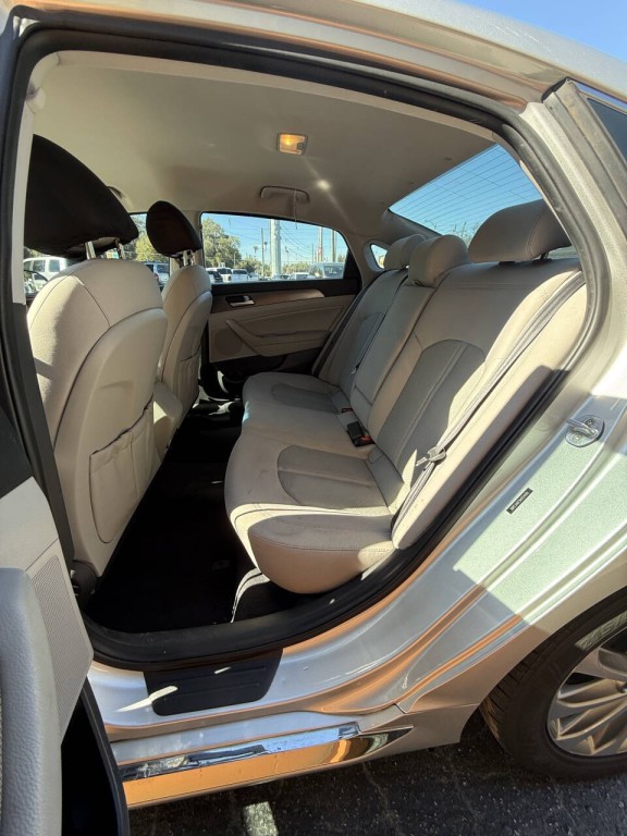 2015 Hyundai Sonata Image 11