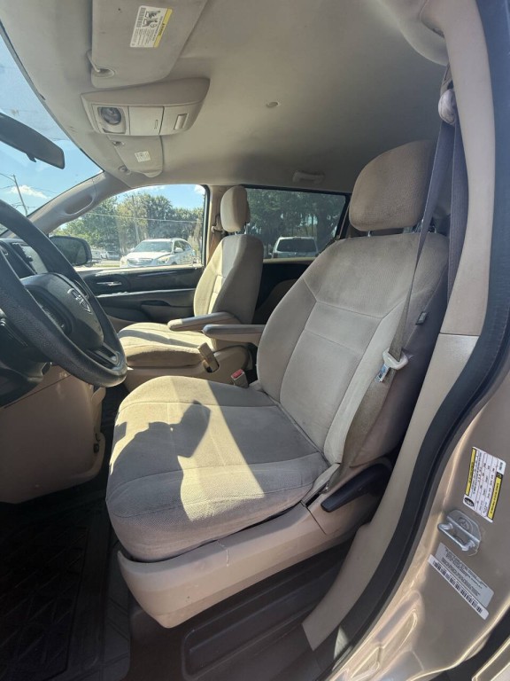 2015 Dodge Grand Caravan Image 8