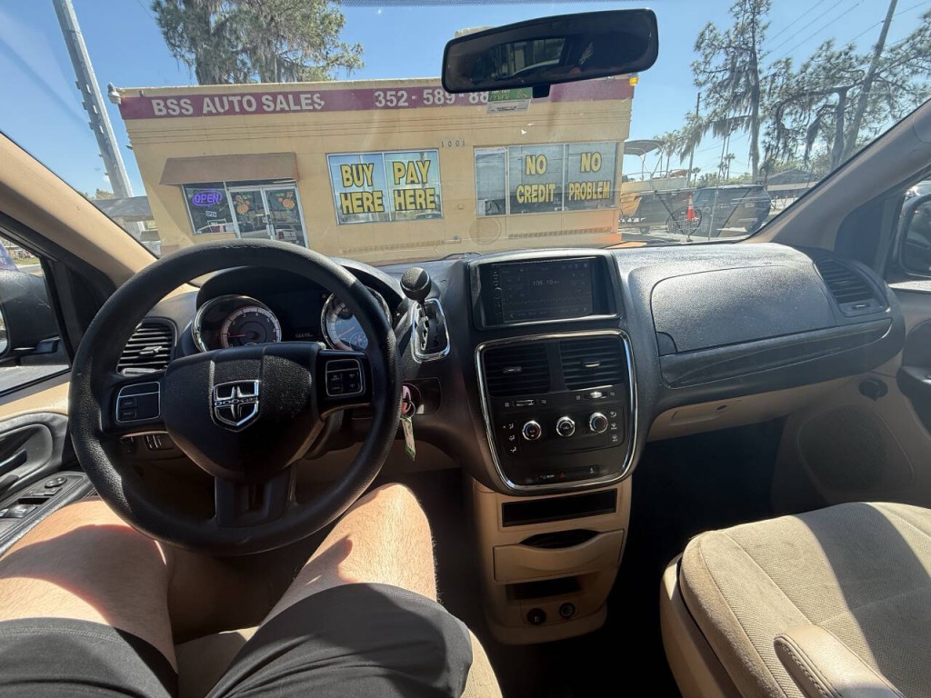 2015 Dodge Grand Caravan Image 12