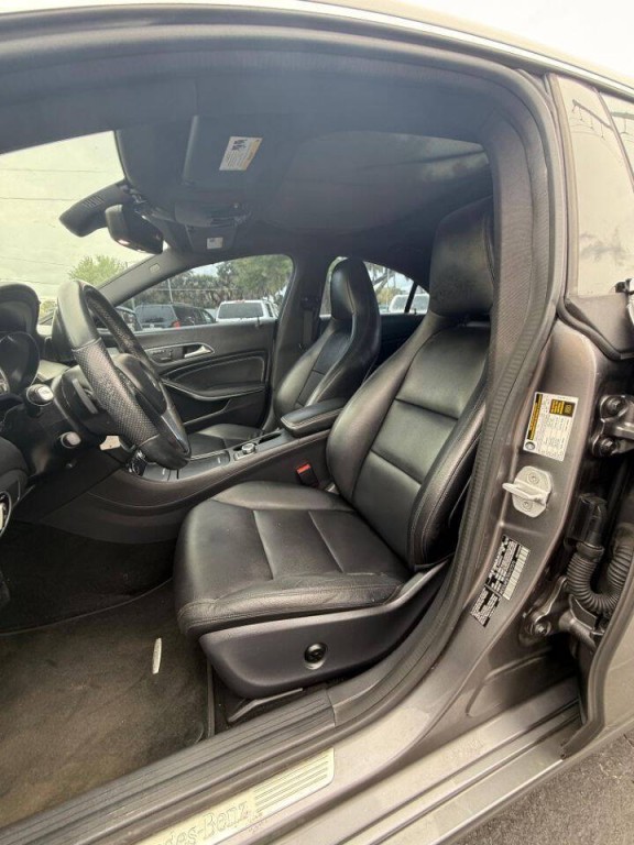 2014 Mercedes-Benz CLA-Class Image 9