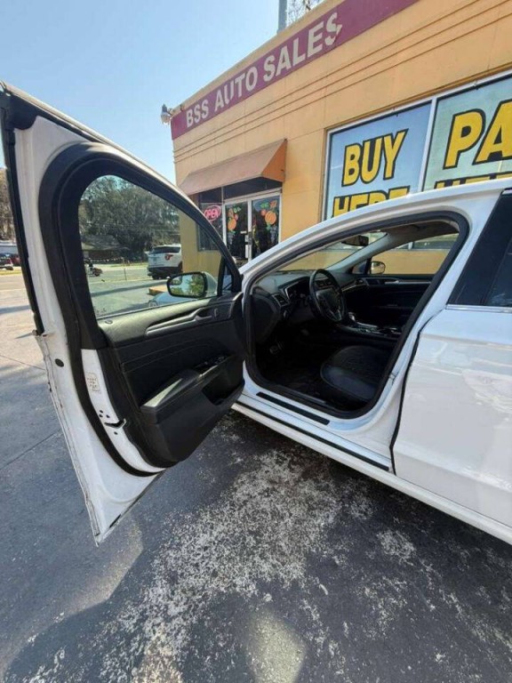 2015 Ford Fusion Image 13