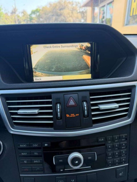 2011 Mercedes-Benz E-Class Image 12