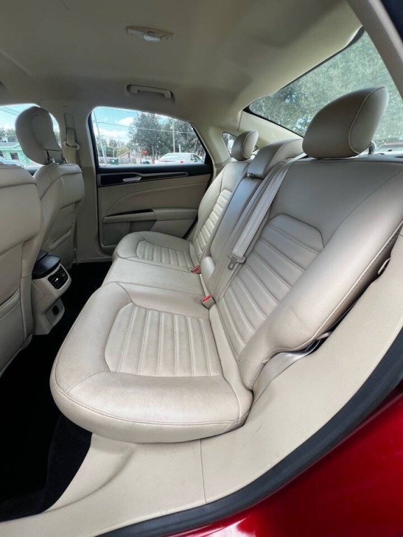 2014 Ford Fusion Image 8