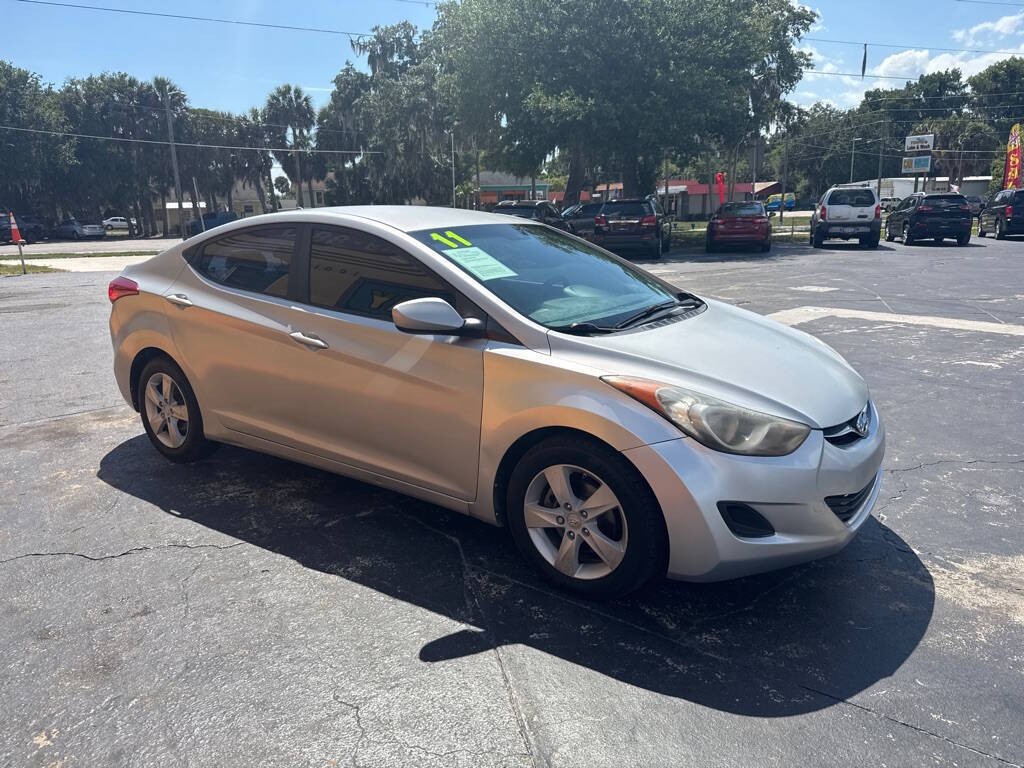 2011 Hyundai Elantra Image 7
