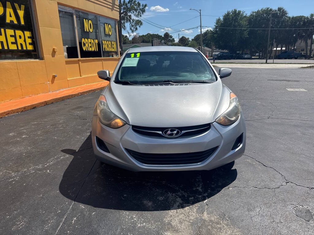 2011 Hyundai Elantra Image 8