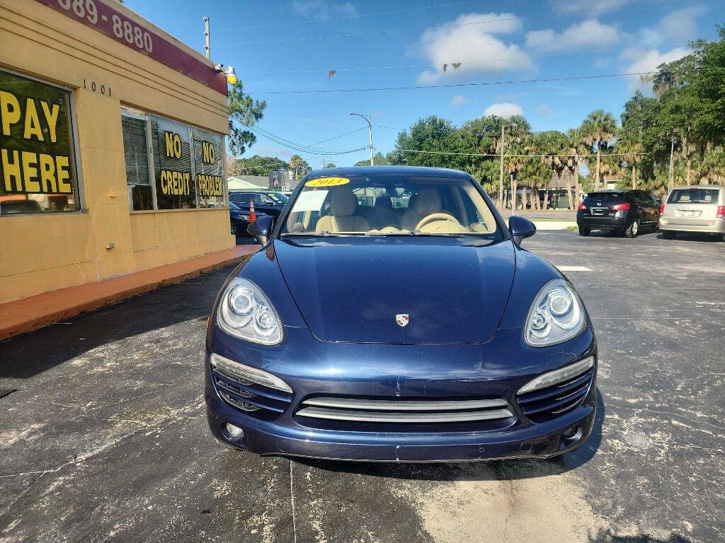 2013 Porsche Cayenne Image 8