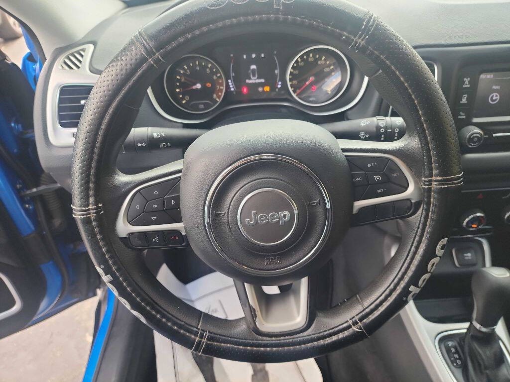 2018 Jeep Compass Image 17