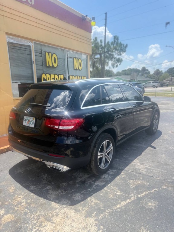 2019 Mercedes-Benz GLC-Class Image 3