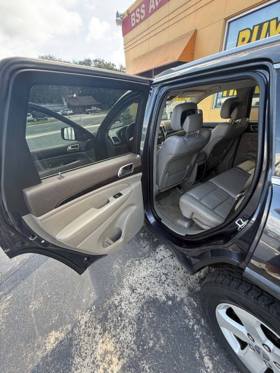 2013 Jeep Grand Cherokee Image 15