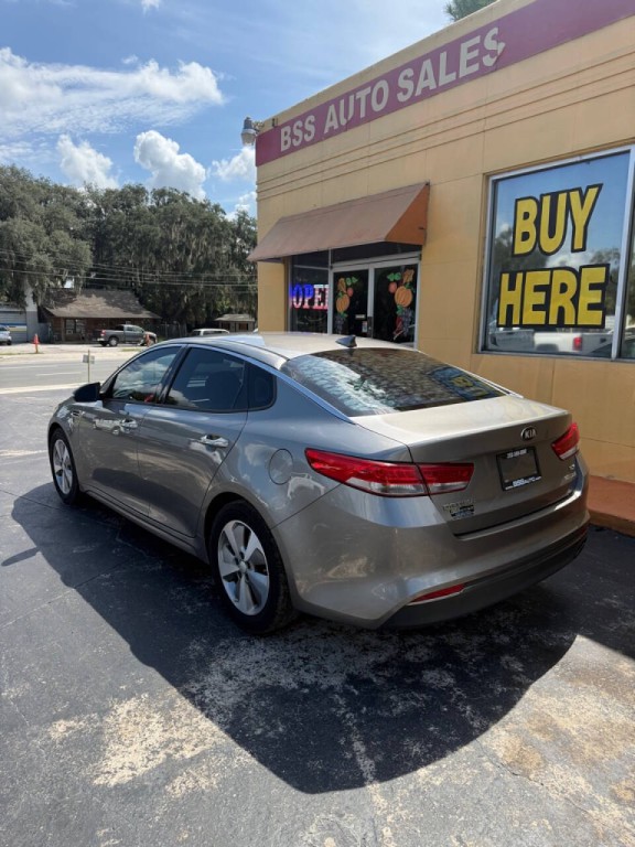 2017 Kia Optima Image 8