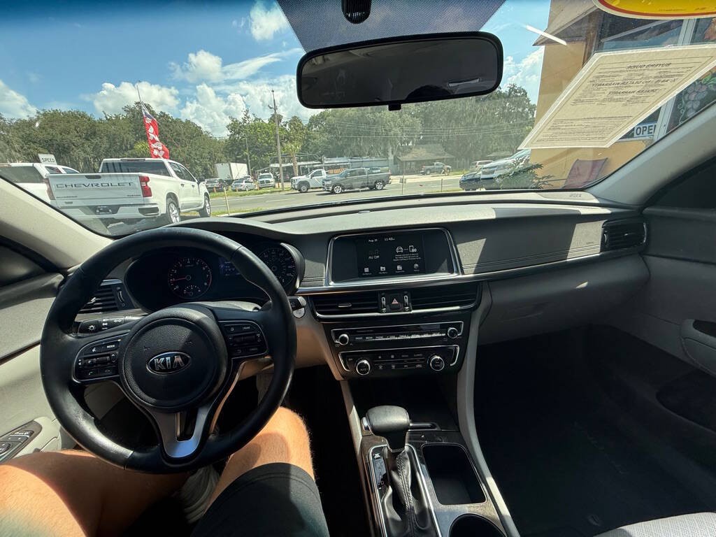 2017 Kia Optima Image 14