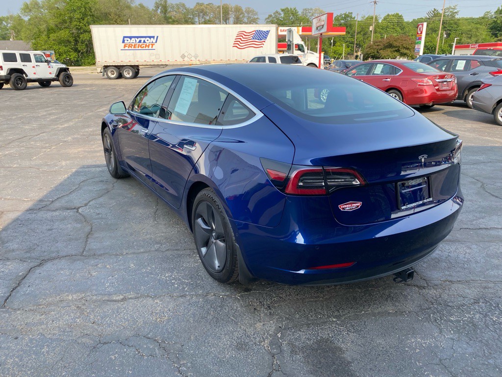 2018 Tesla Model 3 Image 4