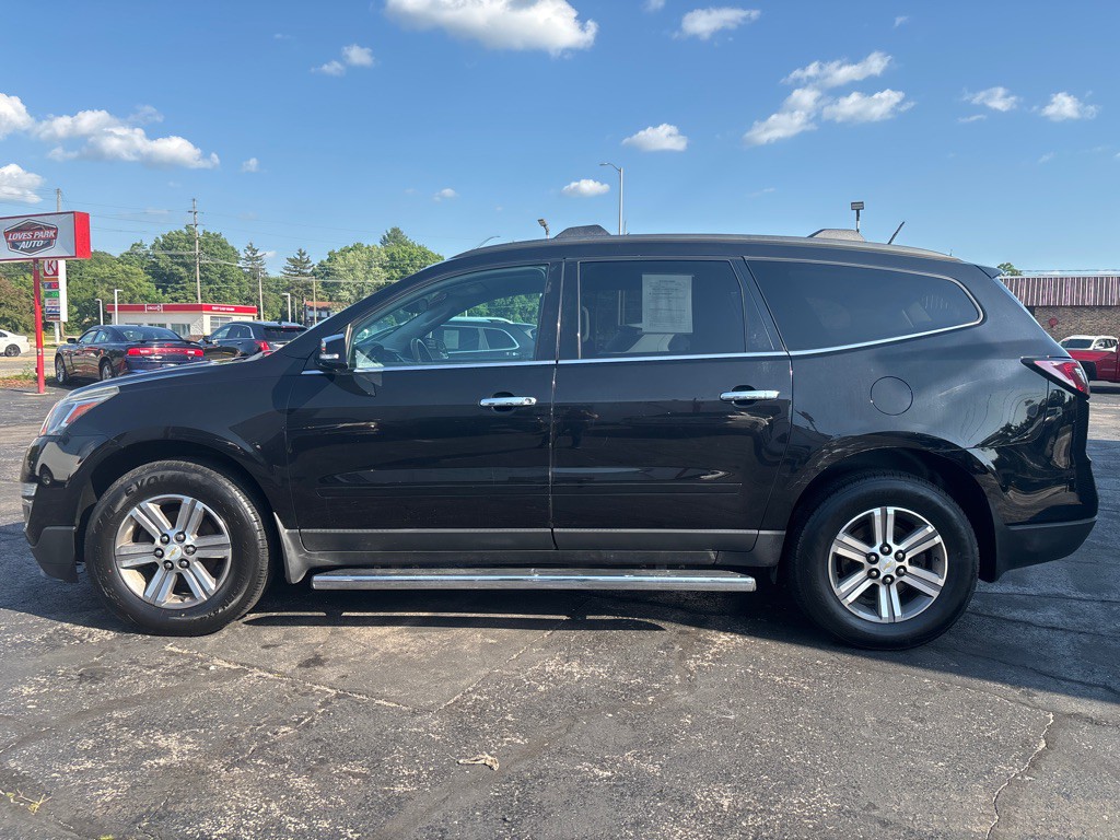 2017 Chevrolet Traverse Image 3