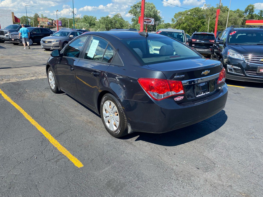 2016 Chevrolet Cruze Image 3